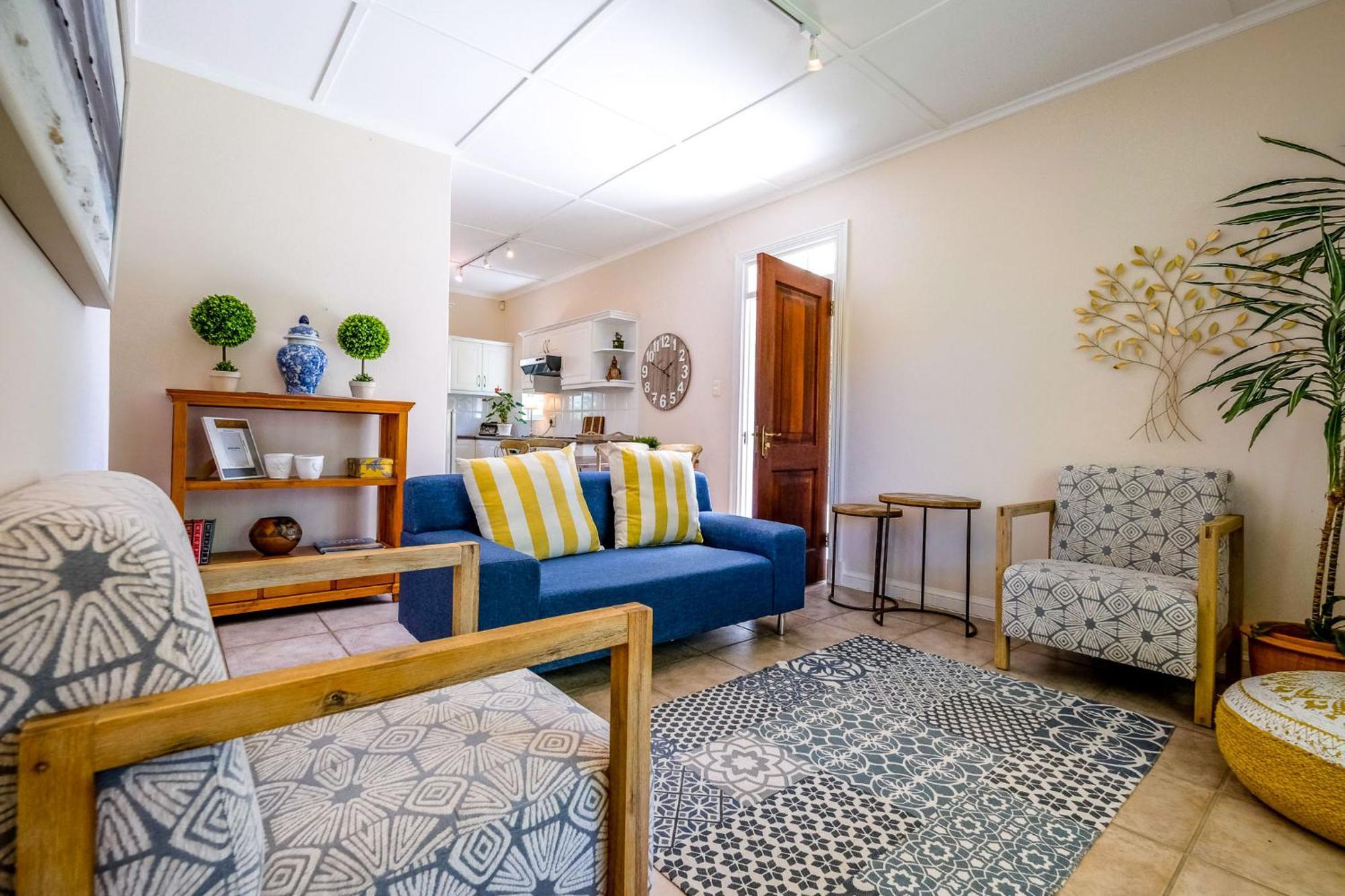 Oude Berg Guesthouse - 10 Caledon Street Джордж Стая снимка